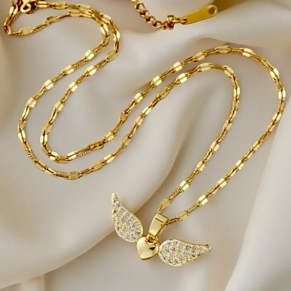 Goldie Angel Wings Heart Pendant Necklace